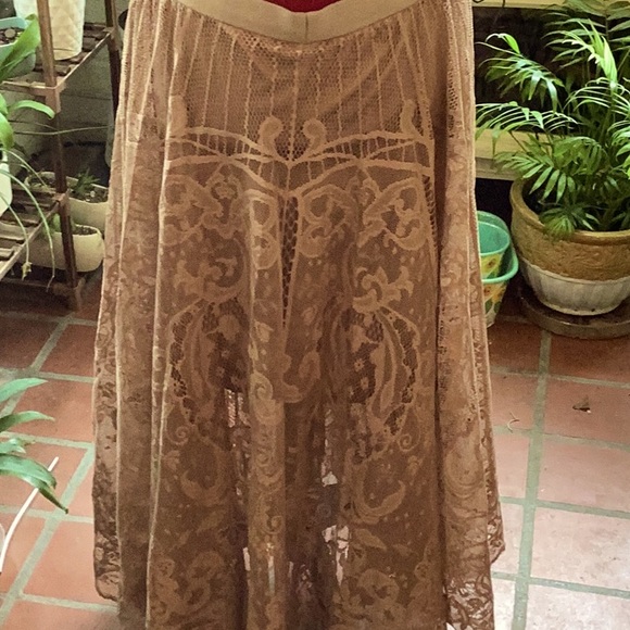 New never worn xxl lace skirt gorgeous  in coffee color - Picture 8 of 10